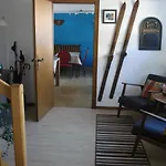 招待所 Haus Seasons 3*