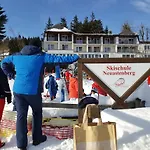 Pensionat Haus Seasons