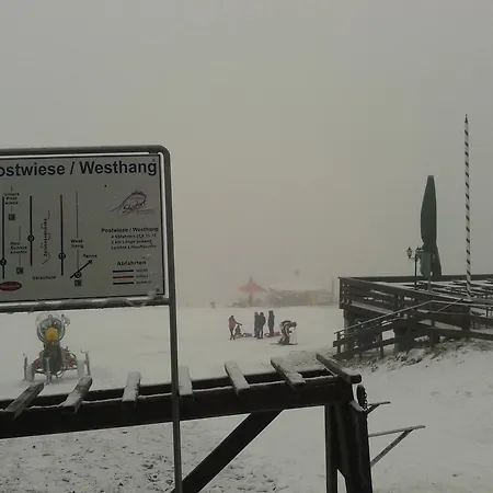 Haus Seasons 게스트하우스 3*