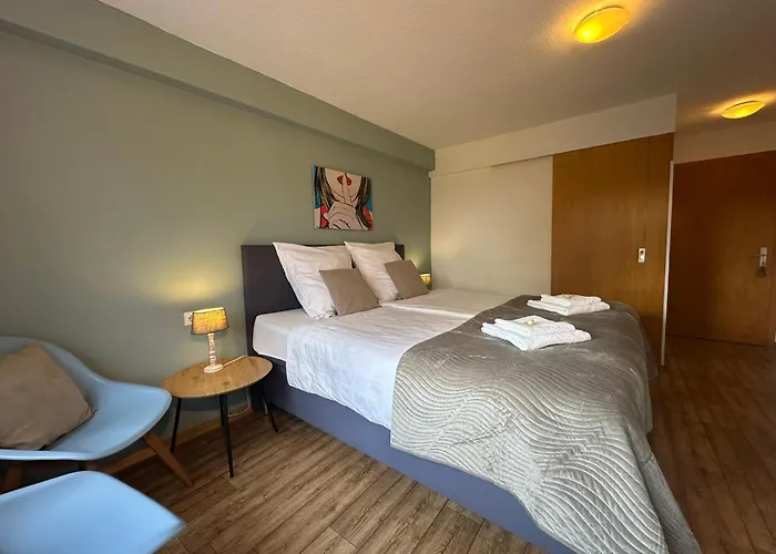 Πανσιόν Haus Seasons 3*